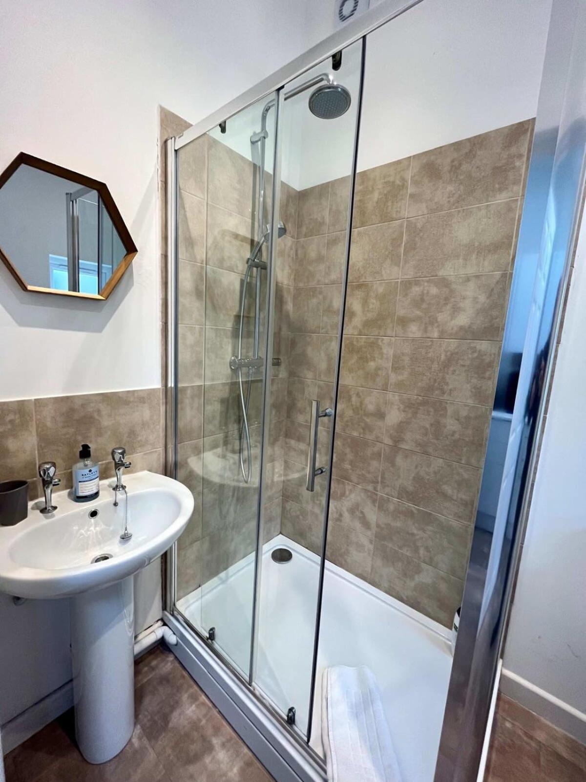 Cosy 2 Bedroom Victorian Townhouse In The Town Centre Bury St. Edmunds Kültér fotó