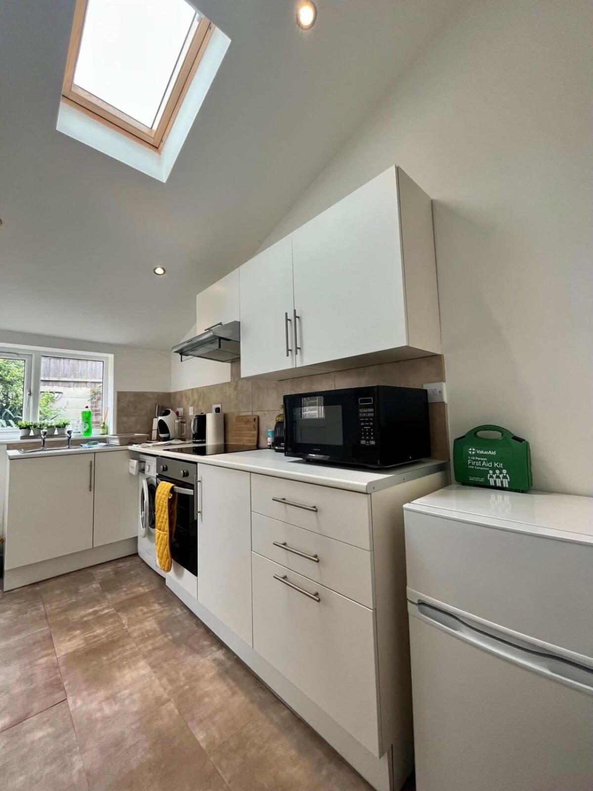 Cosy 2 Bedroom Victorian Townhouse In The Town Centre Bury St. Edmunds Kültér fotó
